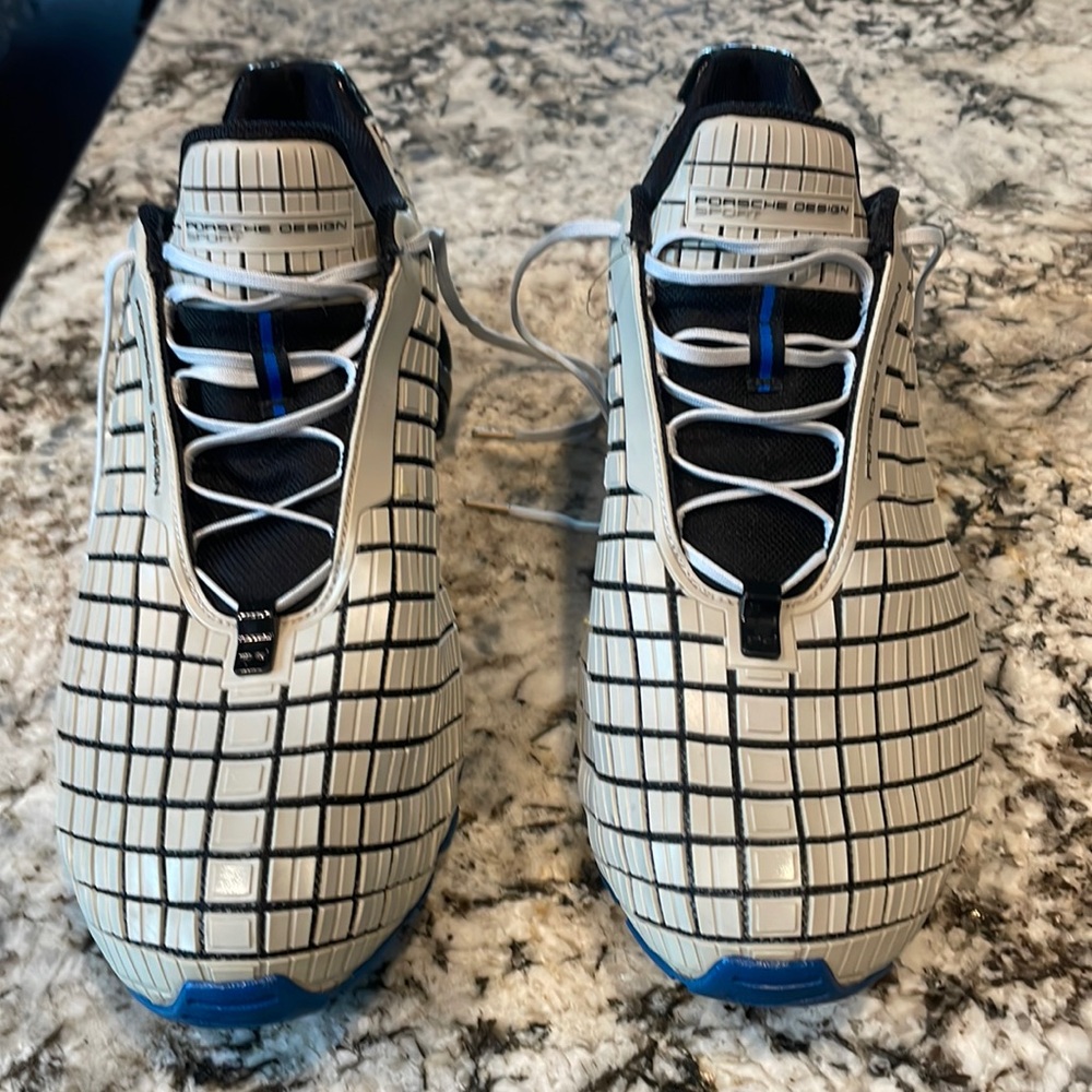 ADIDAS X PORSCHE BOUNCE S3. Like NEW.